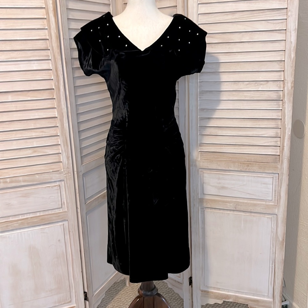Vintage 50s Filene’s Black Velvet & Rhinestones Cocktail Dress